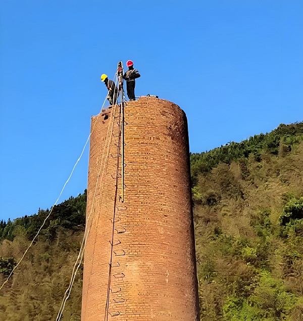 煙囪拆除專業(yè)方案才是安全高效的關(guān)鍵！